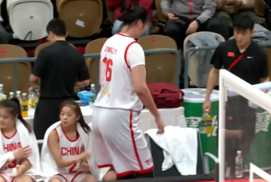 宫鲁鸣只好, 阅读也更好, 两次犯规 宫鲁鸣只好, 阅读也更好, 两次犯规