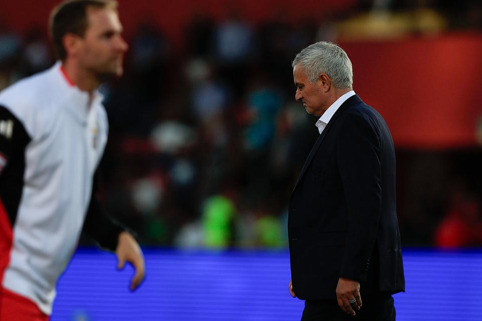 岁的穆里尼, 目前本菲卡, ed